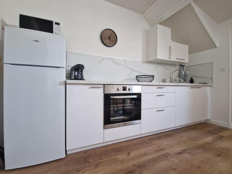 Studio Cosy Coeur De Ville อองเชร์ ภายนอก รูปภาพ