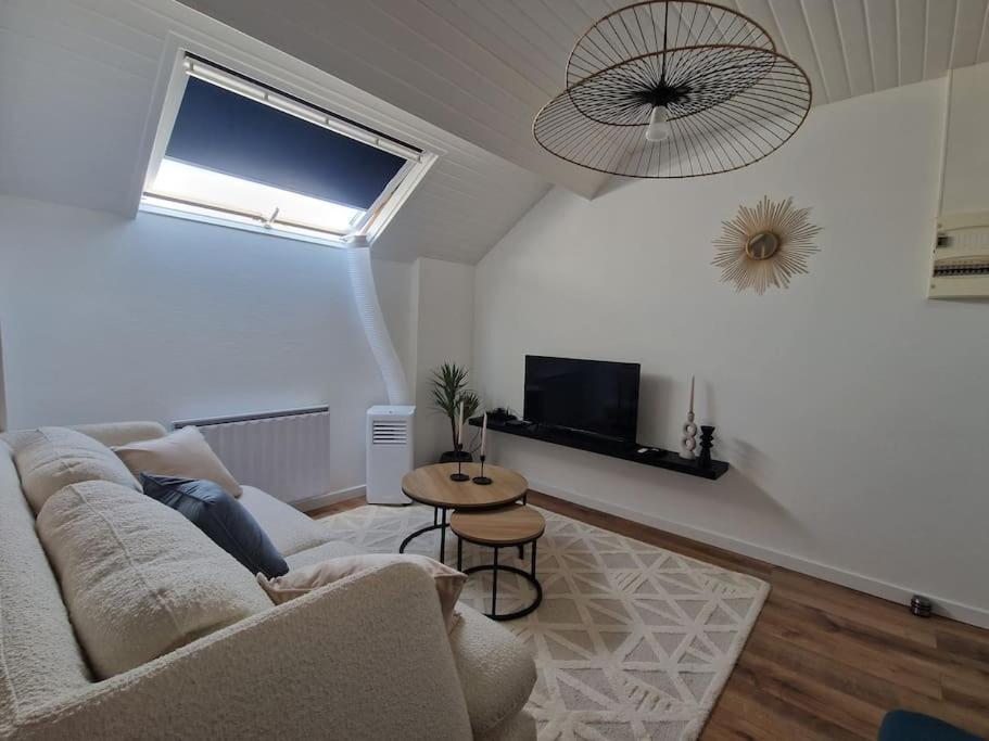 Studio Cosy Coeur De Ville อองเชร์ ภายนอก รูปภาพ